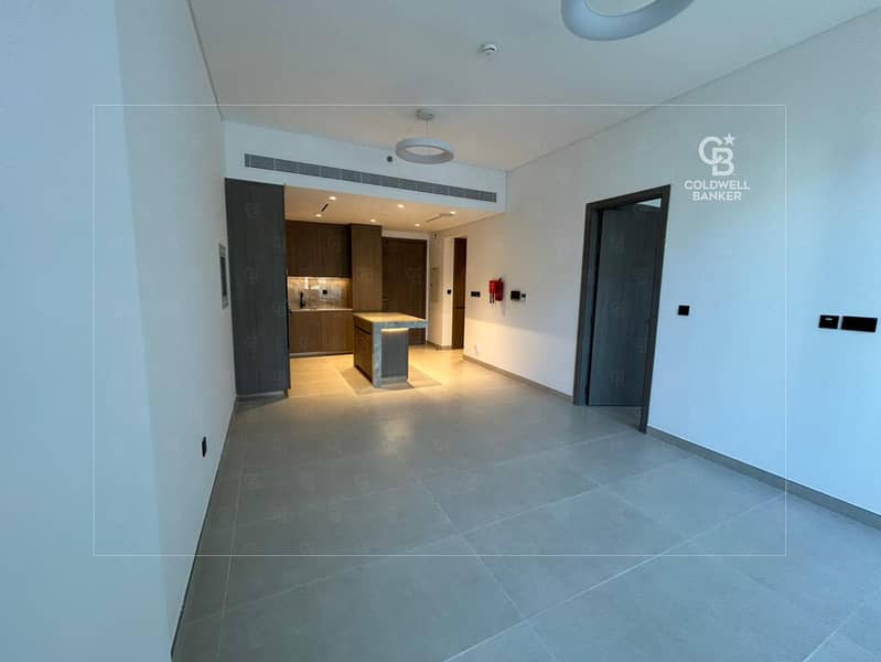 Pool View | Brand New | Study Room - Image 10