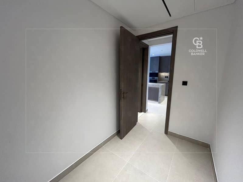 Pool View | Brand New | Study Room - Image 14