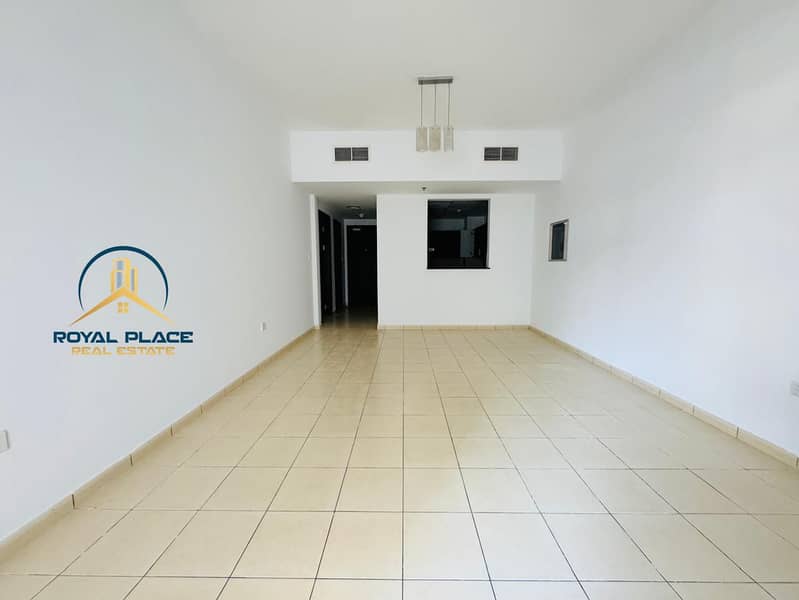 Spacious 1BR | Near to Exit | Ready to Move