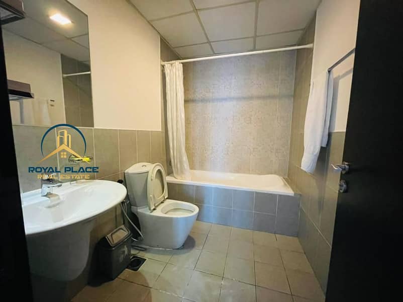 Spacious 1BR | Near to Exit | Ready to Move - Image 6