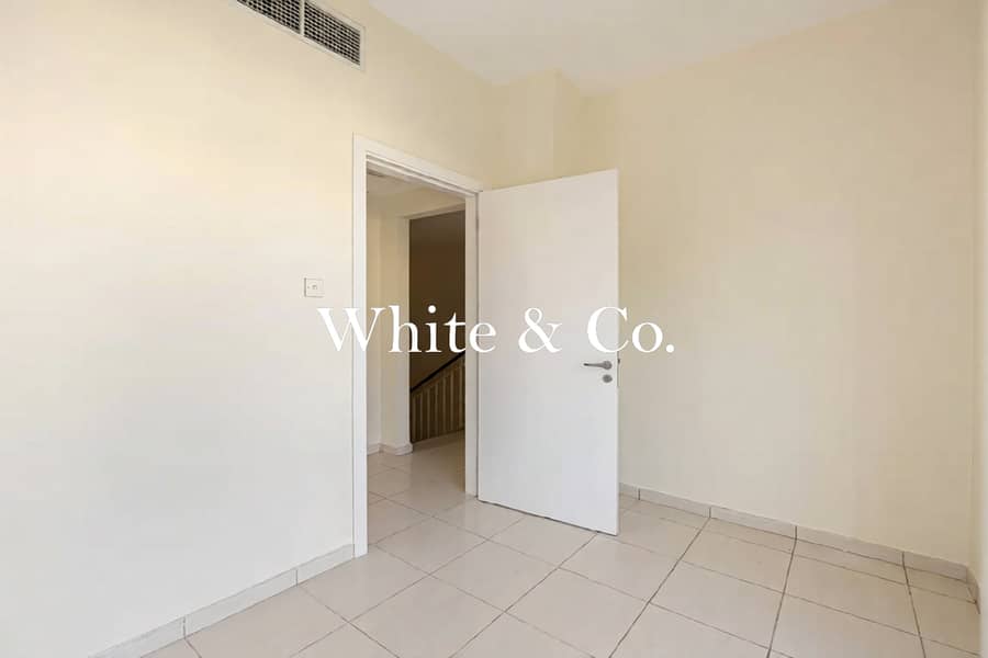 Type 2E | Lake View | 3Bed plus Maids - Image 15