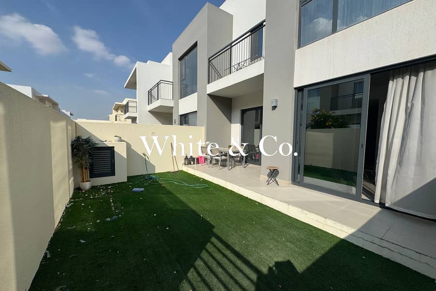 3 Bedroom | Close to Pool | Back to Back - Image 14