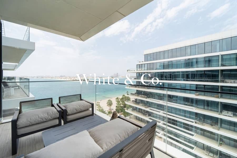 Skyline Views | Luxurious Unit | Balcony