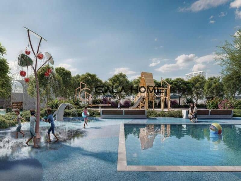 Luxury Homes Overlooking Stunning Golf Views