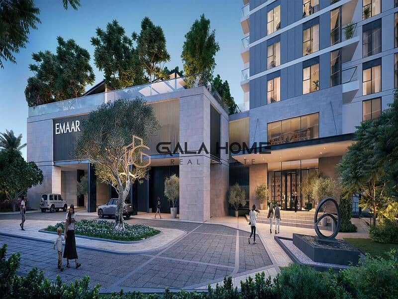 Luxury Homes Overlooking Stunning Golf Views - Image 9