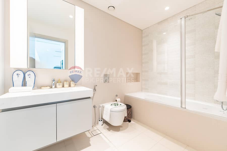 Fully Furnished |Premium Amenities |Prime Location - Image 15