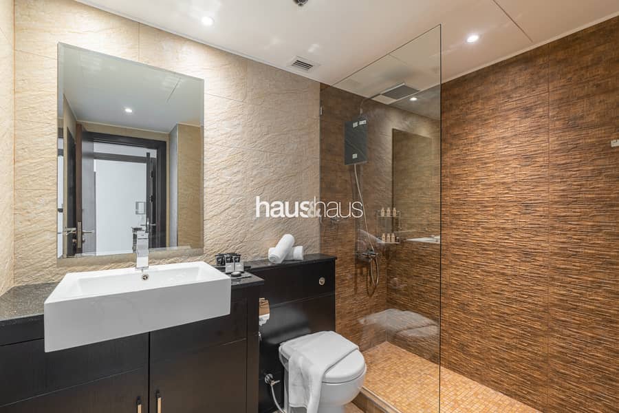 Upgraded 1 Bedroom | Marina View | Coastal Living - Image 17