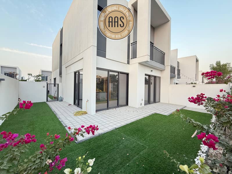 Single Row Luxury 4BR+Maid | Private & Peaceful | Only 210K