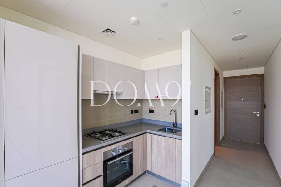 Fully Furnished| Open View | Best deal - Image 7