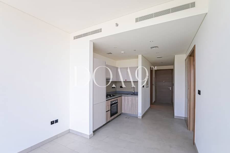 Fully Furnished| Open View | Best deal - Image 9