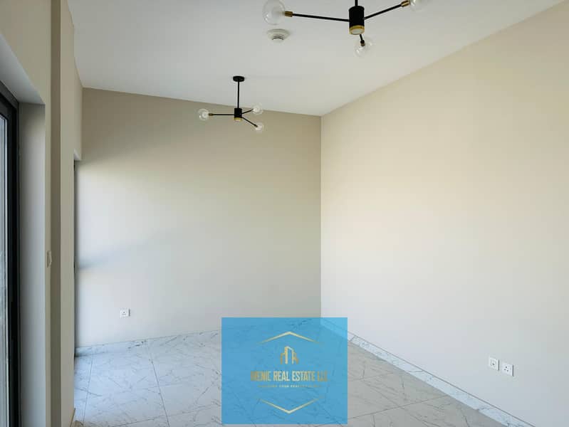 AMZING STUDIO IN FAMILY COMMUNITY FOR SALE