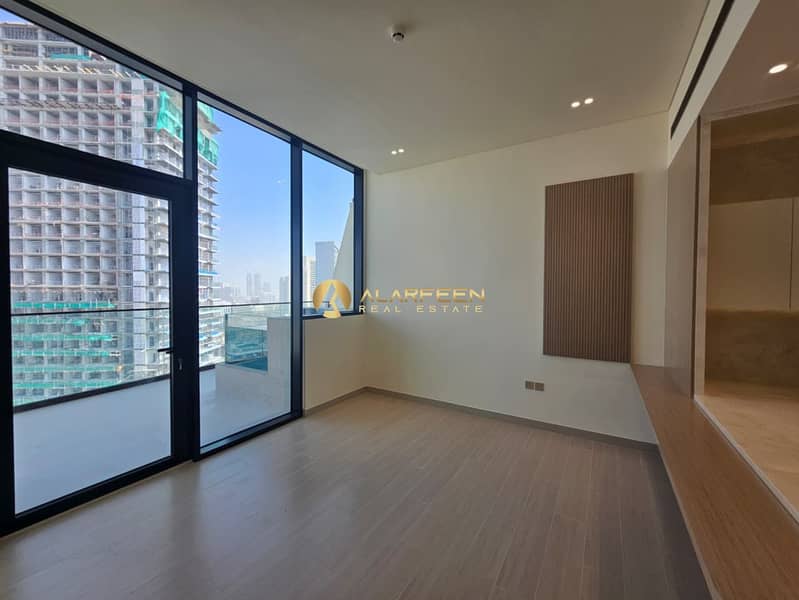 Spacious 1br | Private Pool | Fitted Kitchen