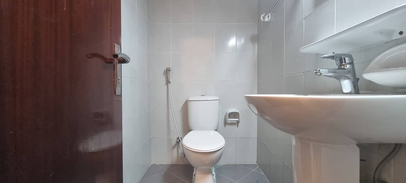 SPACIOUS 1 BHK BEHIND NEW GOLD SOUQ AL RAFFA