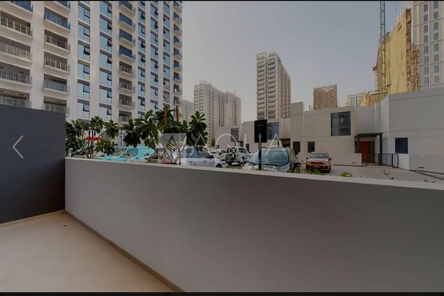 Spacious | Built in Kitchen | Unfurnished