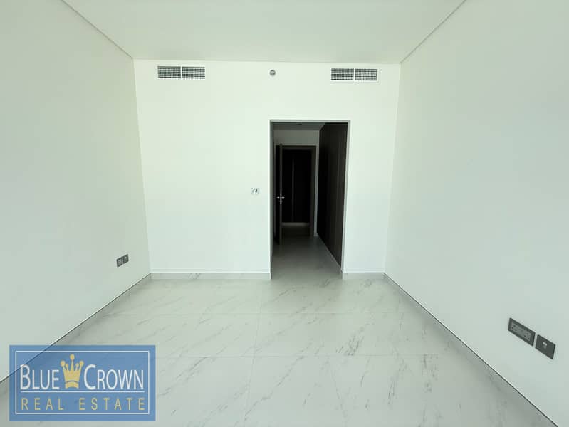 STUNNING VIEW SPACIOUS UNIT WITH MAID ROOM - Image 13