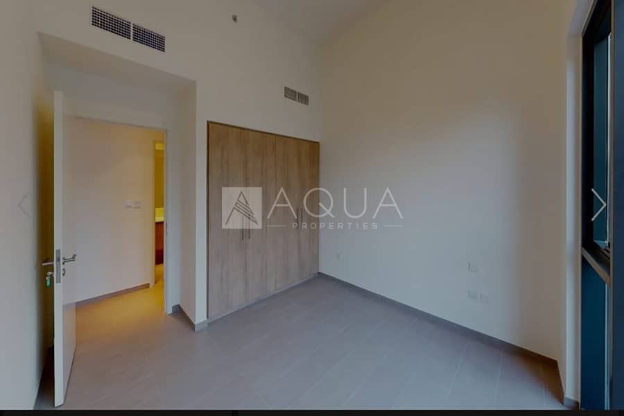 Spacious | Built in Kitchen | Unfurnished - Image 10