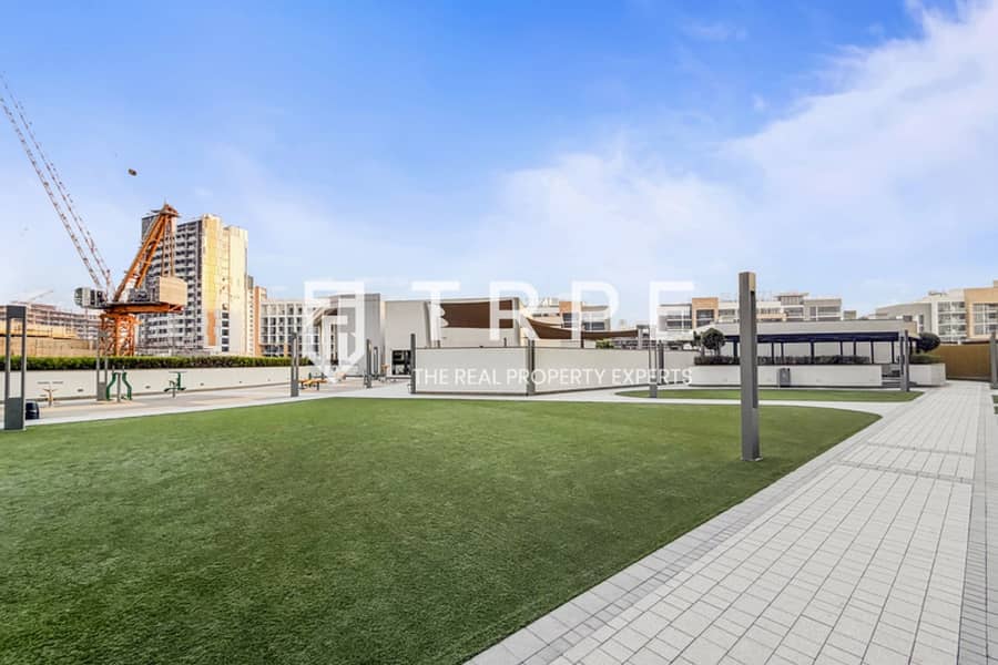 Lagoon View | Vacant | Prime Location - Image 15