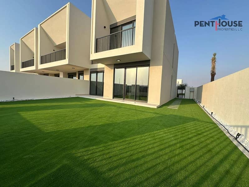 Ready To Move In| Prime Location |Spacious Layout