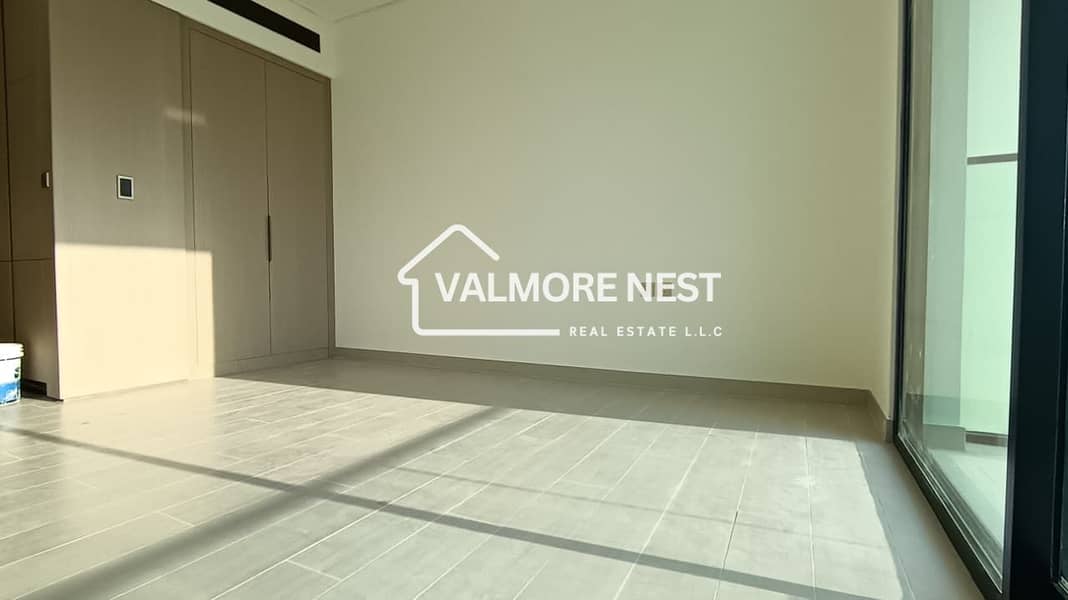 Brand new building I With premium finishing I Prime location