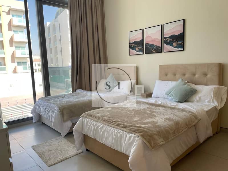 Vacant | Corner Unit | Private Pool | Gated Community - Image 10