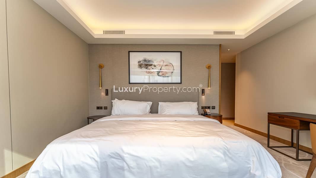 Furnished | Burj Khalifa View | Ready Now - Image 12