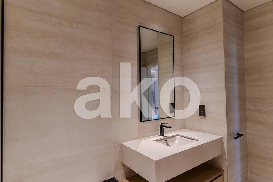 Below OP Highest Floor Fully Fitted Furnished - Image 16