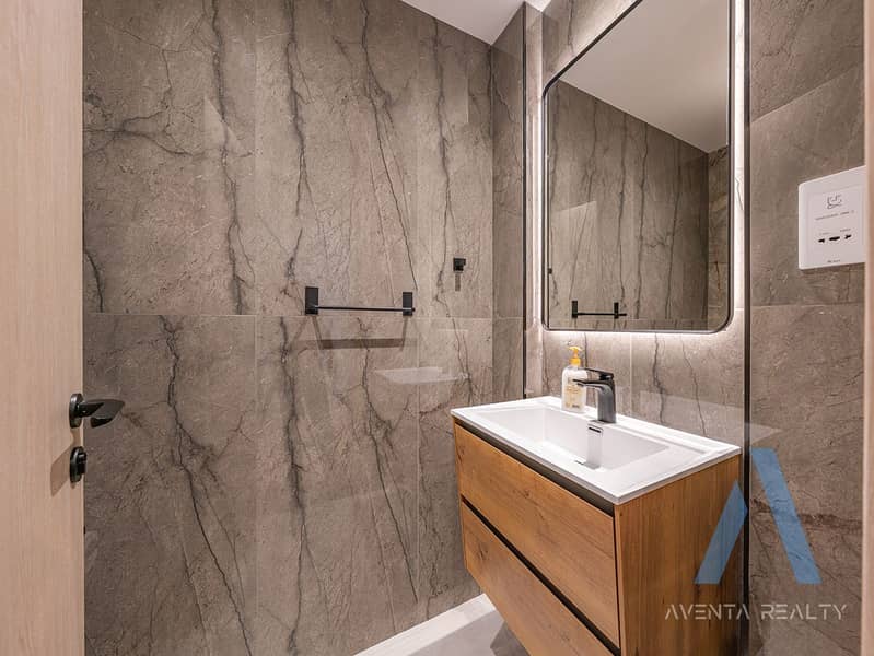 Furnished | Upgraded | Available Now - Image 15