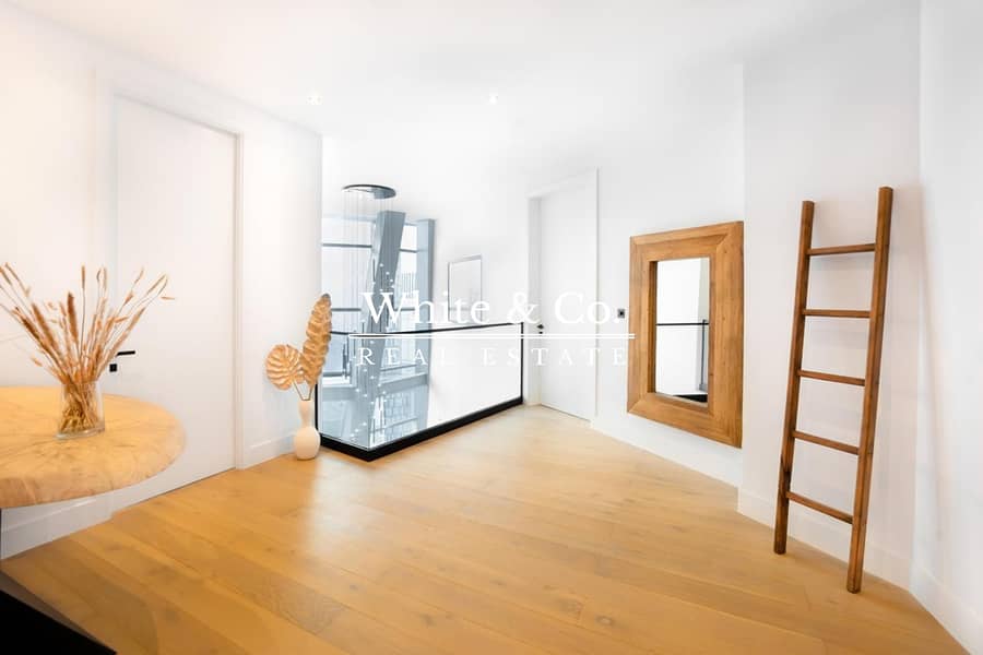 Upgraded | Furnished Penthouse | Duplex - Image 21