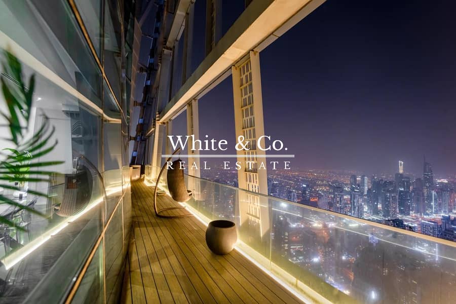 Upgraded | Furnished Penthouse | Duplex - Image 23