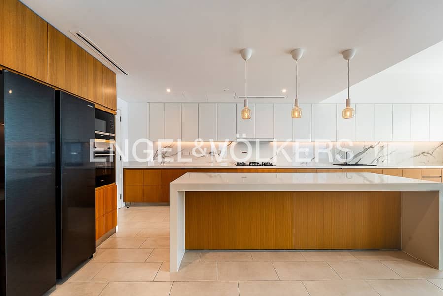 No. 1 Penthouse in JBR | Best Views in Dubai - Image 12