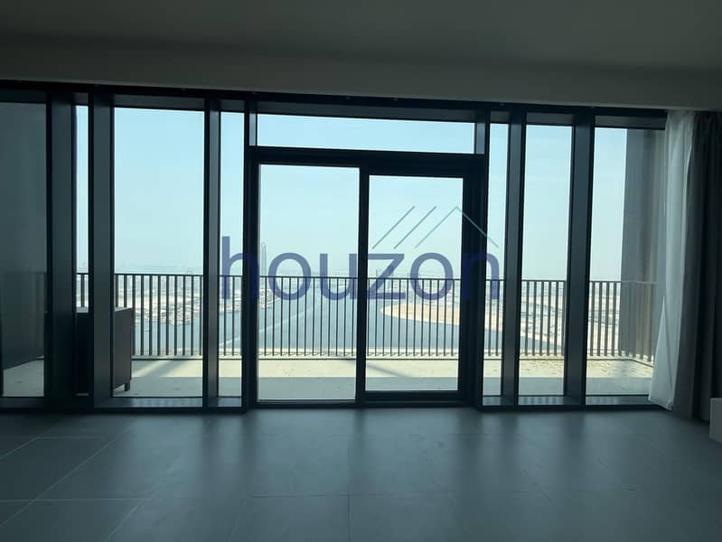 Luxurious 3BR + M/R | High Floor | Sea View