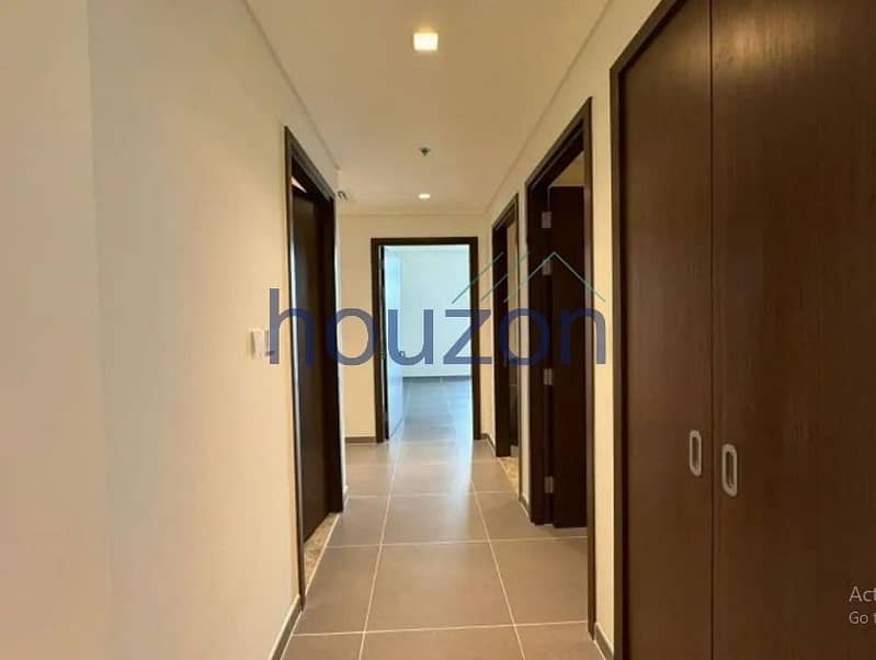 Luxurious 3BR + M/R | High Floor | Sea View