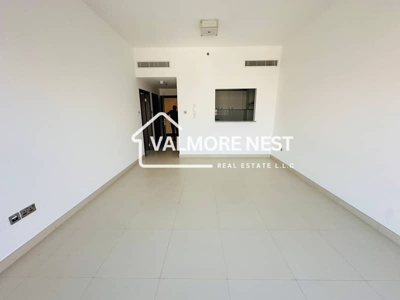 Bright & Spacious I Skyline view I Prime location