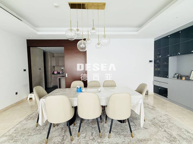 READY TO MOVE IN - PRIME LOCATION - BIG LAYOUT