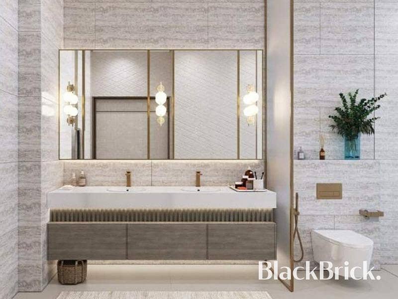 Luxurious 1BR+Study | Investment Opportunity - Image 7