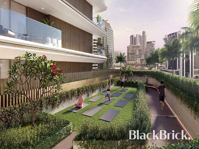 Luxurious 1BR+Study | Investment Opportunity - Image 9