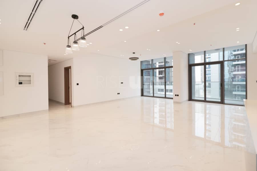 Largest Layout | Ready to Move | Prime Location