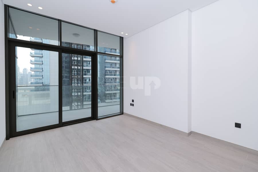 Largest Layout | Ready to Move | Prime Location - Image 10