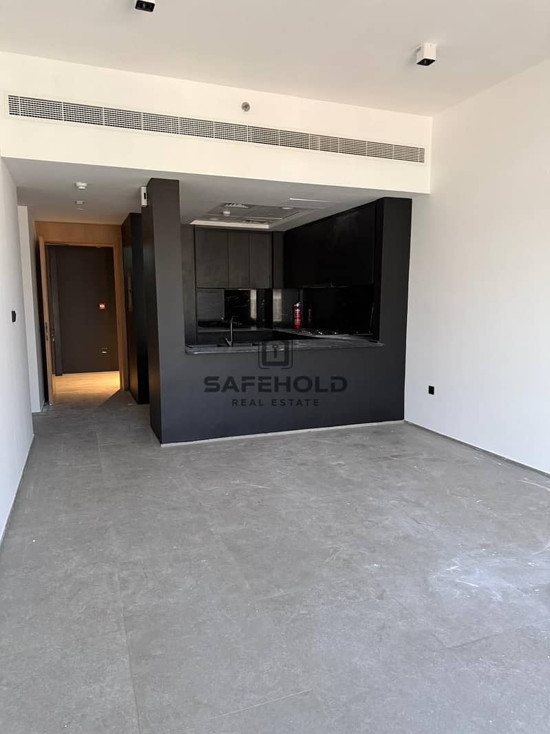 URGENTLY RENT | 2 BHK IN HIGHER FLOOR | PRIME LOCATION