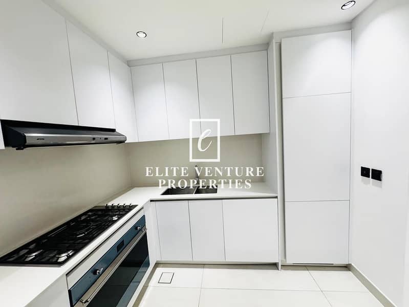 VACANT | 3 BEDROOM + MAID'S ROOM | SPACIOUS | BRIGHT APARTMENT