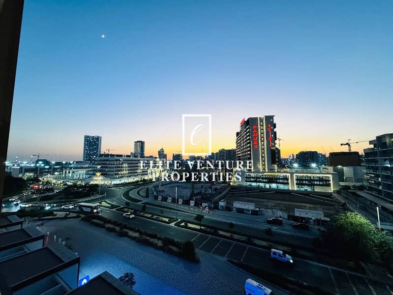 VACANT | 3 BEDROOM + MAID'S ROOM | SPACIOUS | BRIGHT APARTMENT - Image 12