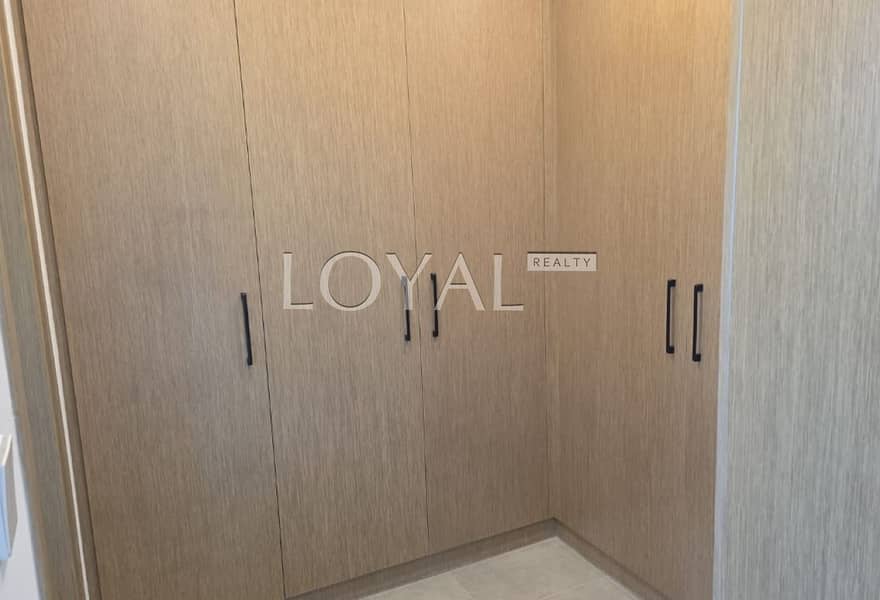 Single row | Near to Amenities | Full Park View - Image 10