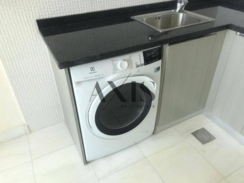 Bright and Spacious I Vacant I High Floor - Image 6