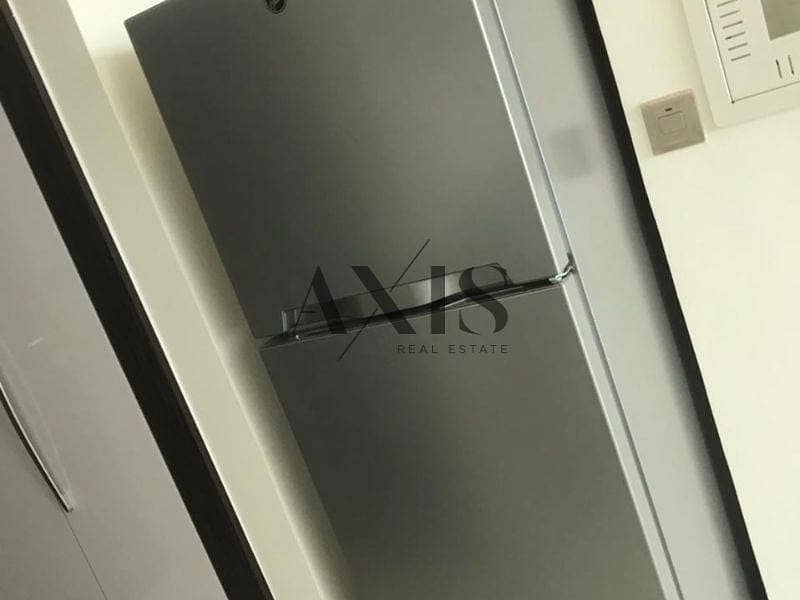 Bright and Spacious I Vacant I High Floor - Image 8