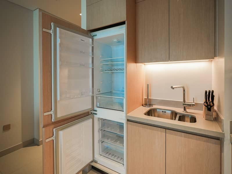 High Floor | Brand New | Mall Connected - Image 12