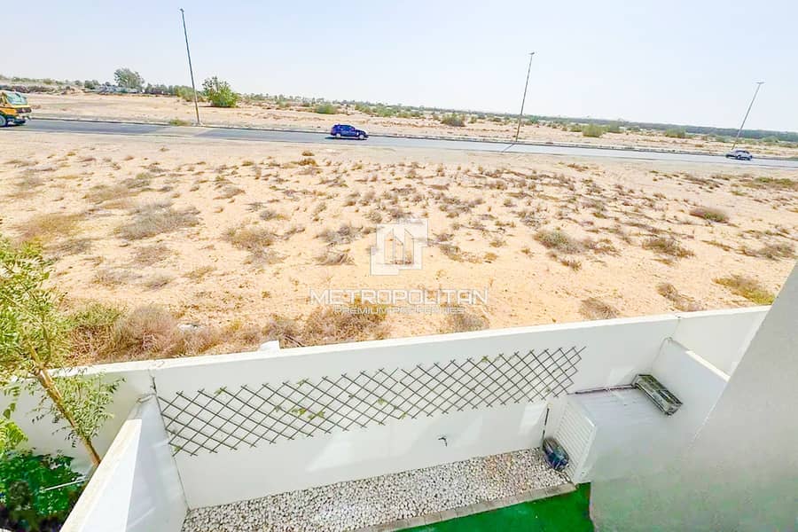 Single Row | RRM | Vacant | Extra Privacy