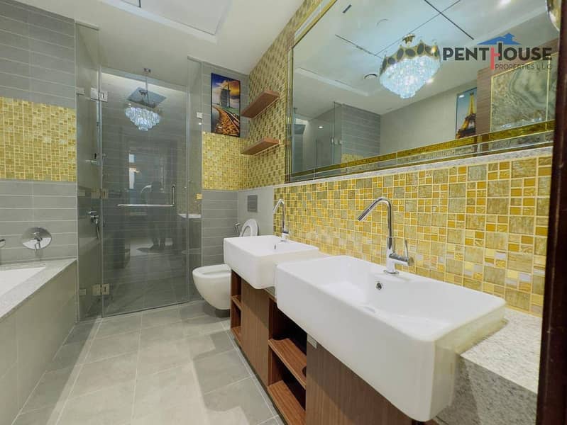 Upgraded Unit |Fully Fitted and furnished | Vacant - Image 11