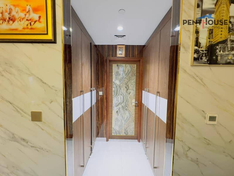 Upgraded Unit |Fully Fitted and furnished | Vacant - Image 13