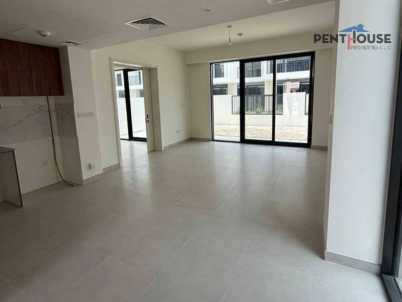 Brand New | Landscaped Garden| Corner | Single Row