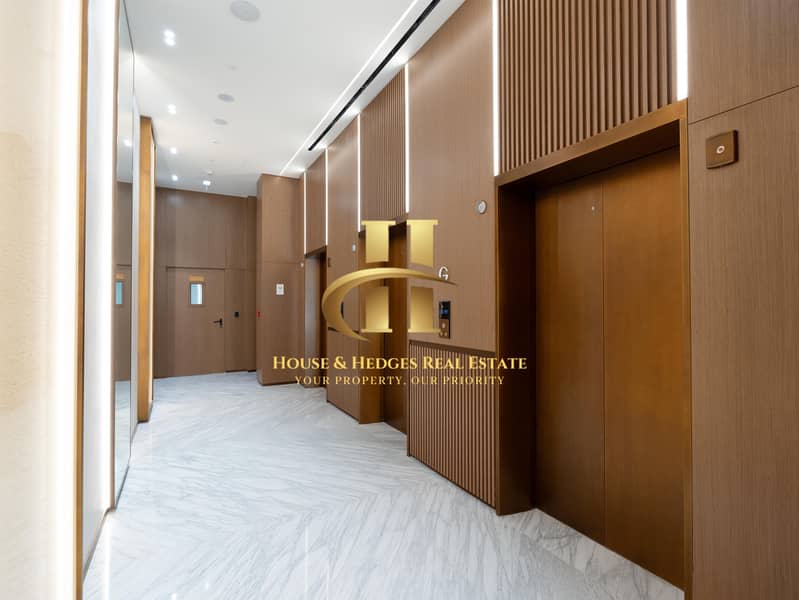 Kitchen Appliances | Modern Amenities | Spacious - Image 15